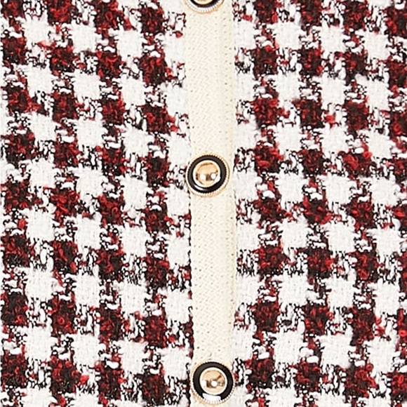 Crimson & Cream Houndstooth